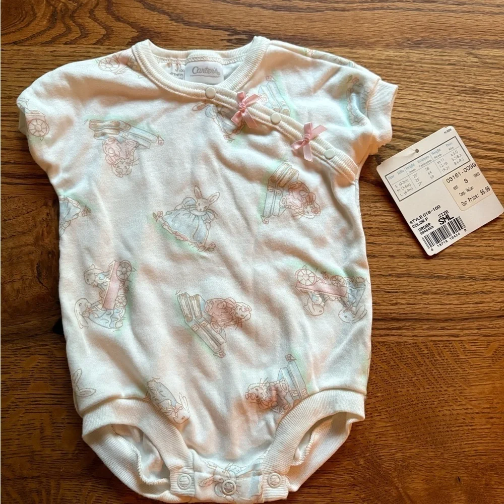 Vintage Carter's Cream and Pink Patterned onesie- bunnies and books- 0-3 months - Picture 2 of 9